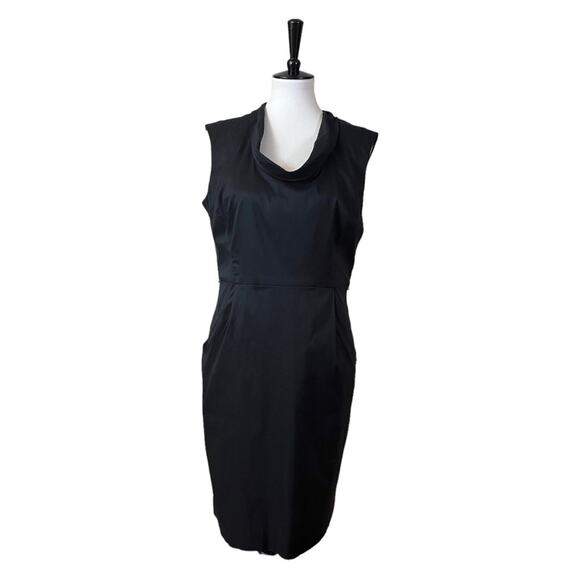 Ann Taylor Women’s Dress Sheath Scoop Neck Sleeveless Pockets Black Size 12P - Picture 4 of 10